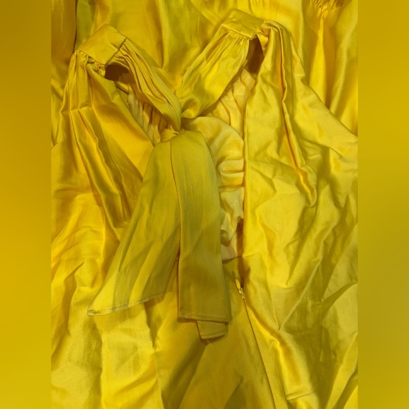 Alice + Olivia Jovie Yellow Halter Ruffle Maxi Dress Size Small - Picture 11 of 14